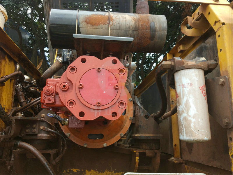 小松PC360-7挖掘機(jī)改川崎K3V180液壓泵/挖掘機(jī)改裝